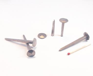 Chiodo forgiato a testa diamante in acciaio (100 chiodi) L : 50 mm - Ø 10 mm