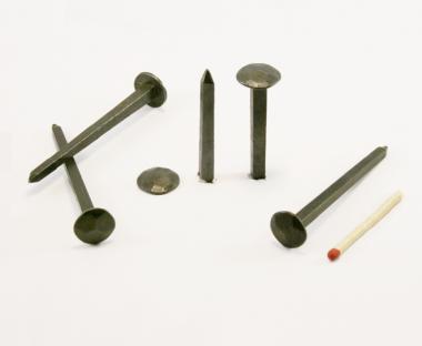 Chiodo forgiato a testa martellata e ornato in nero (100 chiodi) L : 90 mm - Ø 14 mm